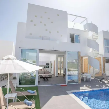 Vie Bleu 15 Villa Protarász